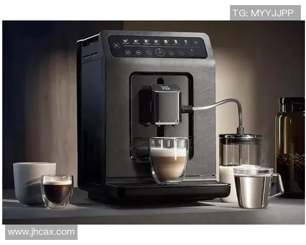 足球地滑现象解析及其对比赛的影响与应对策略探讨